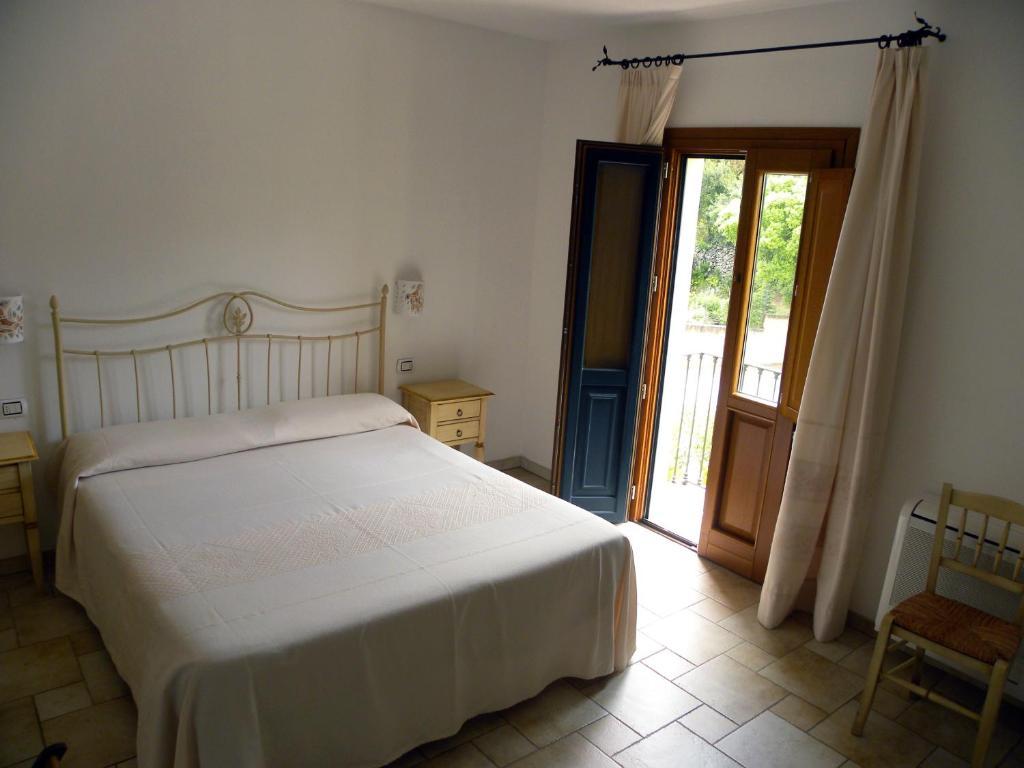 Hotel San Pantaleo Quarto foto